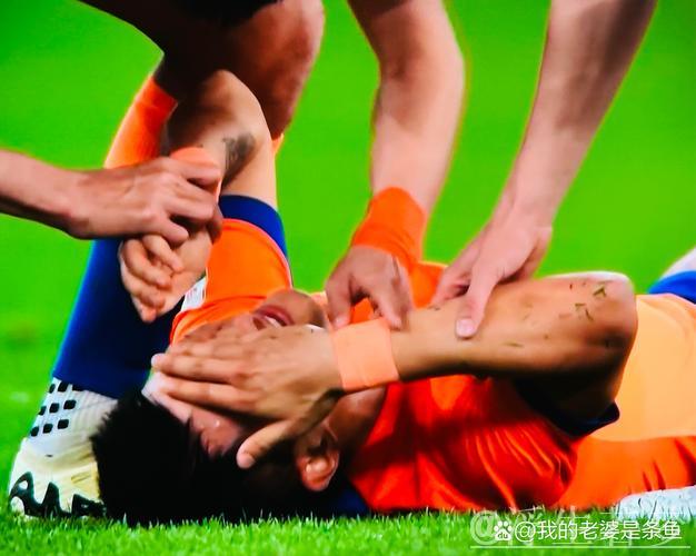 费利佩抓住山东泰山失误机会上演精彩抽射 费利佩抓住山东泰山失误机会上演精彩抽射